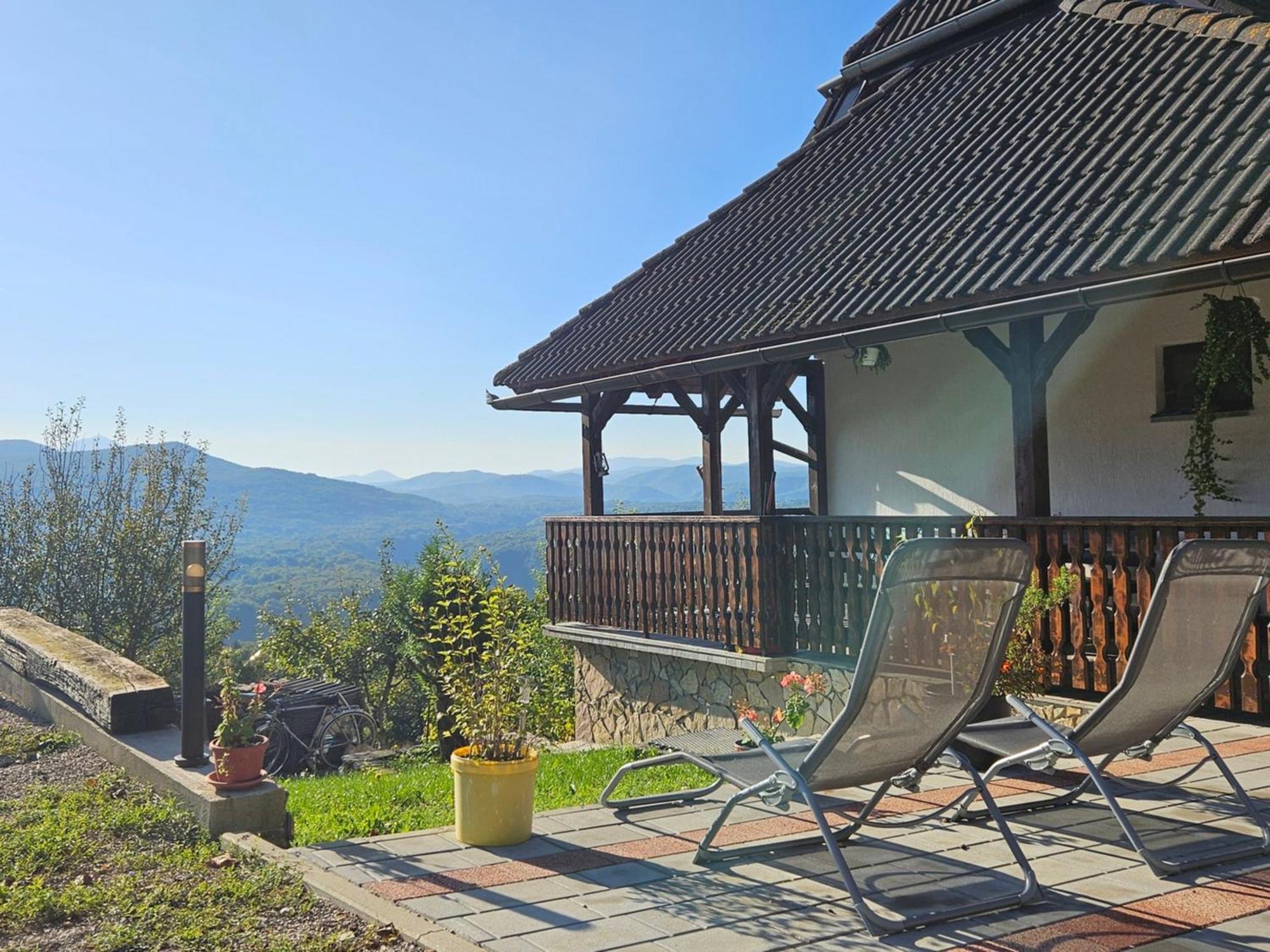 Villa Cozy House Zivko With Balcony à Plitvička Jezera Extérieur photo